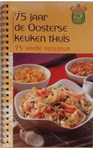 foto van BOEK - 75 Jaar de Oosterse Keuken thuis